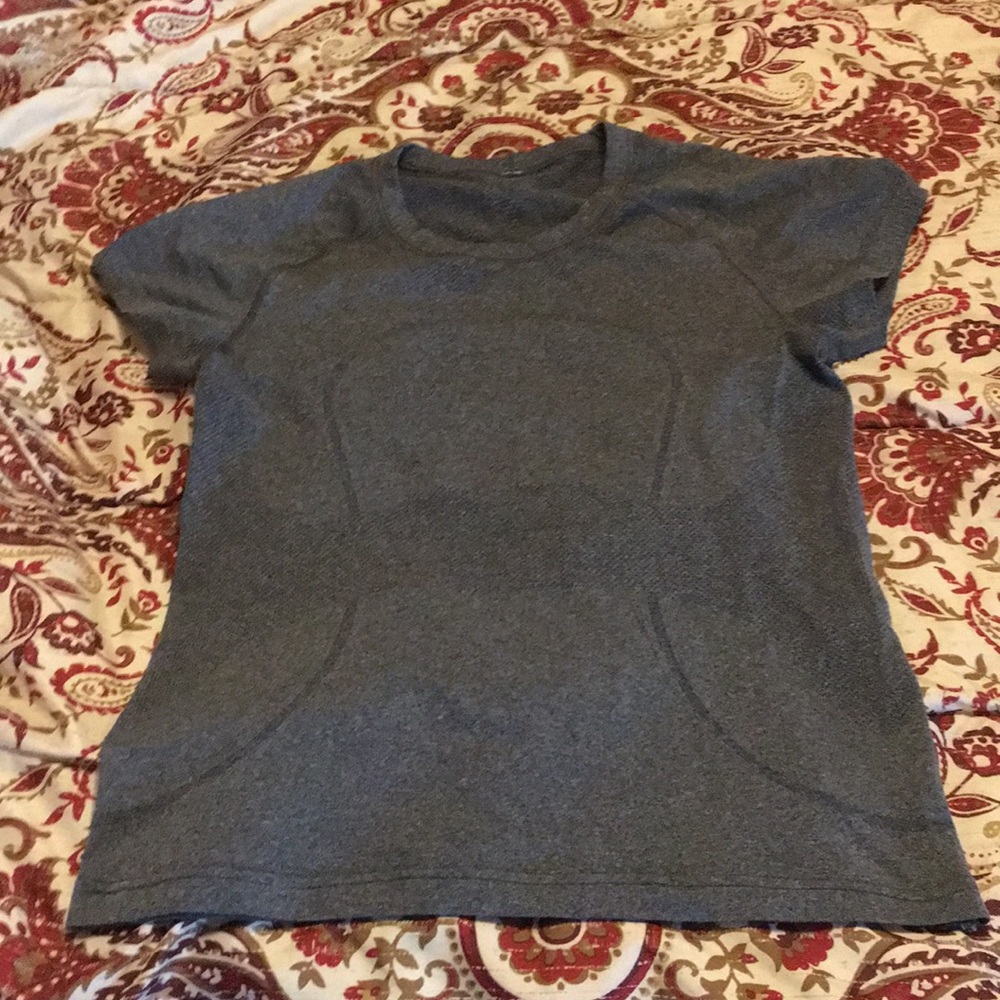 Short Sleeve LuluLemon Athletic Shirt